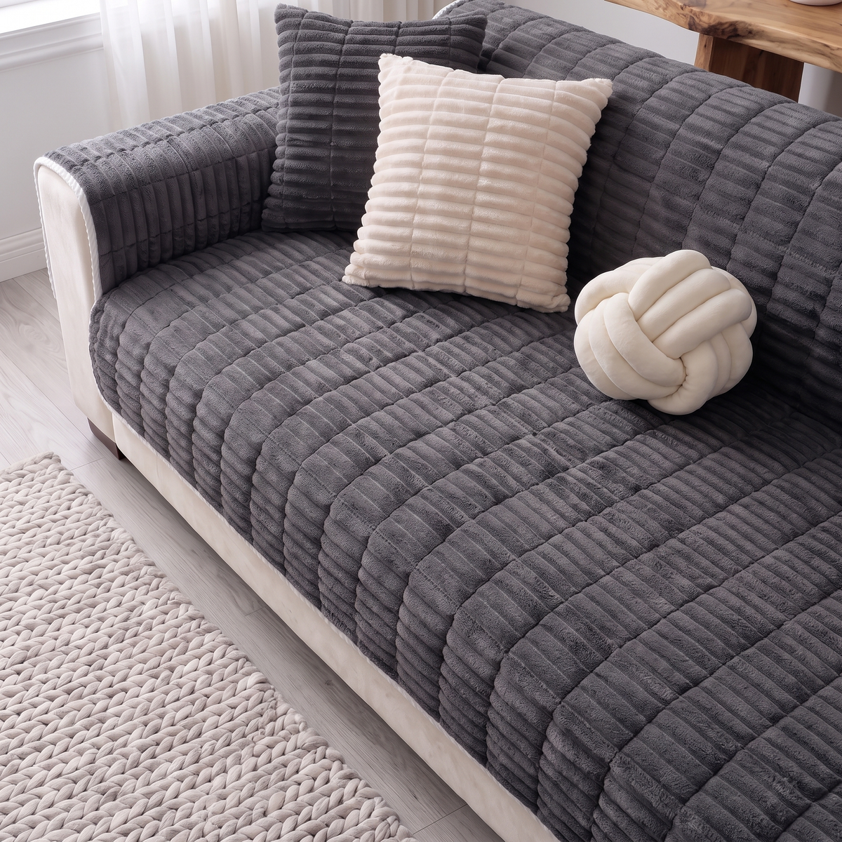 Spill-Resistant Non-Slip 1-Piece Plush Sofa Cover