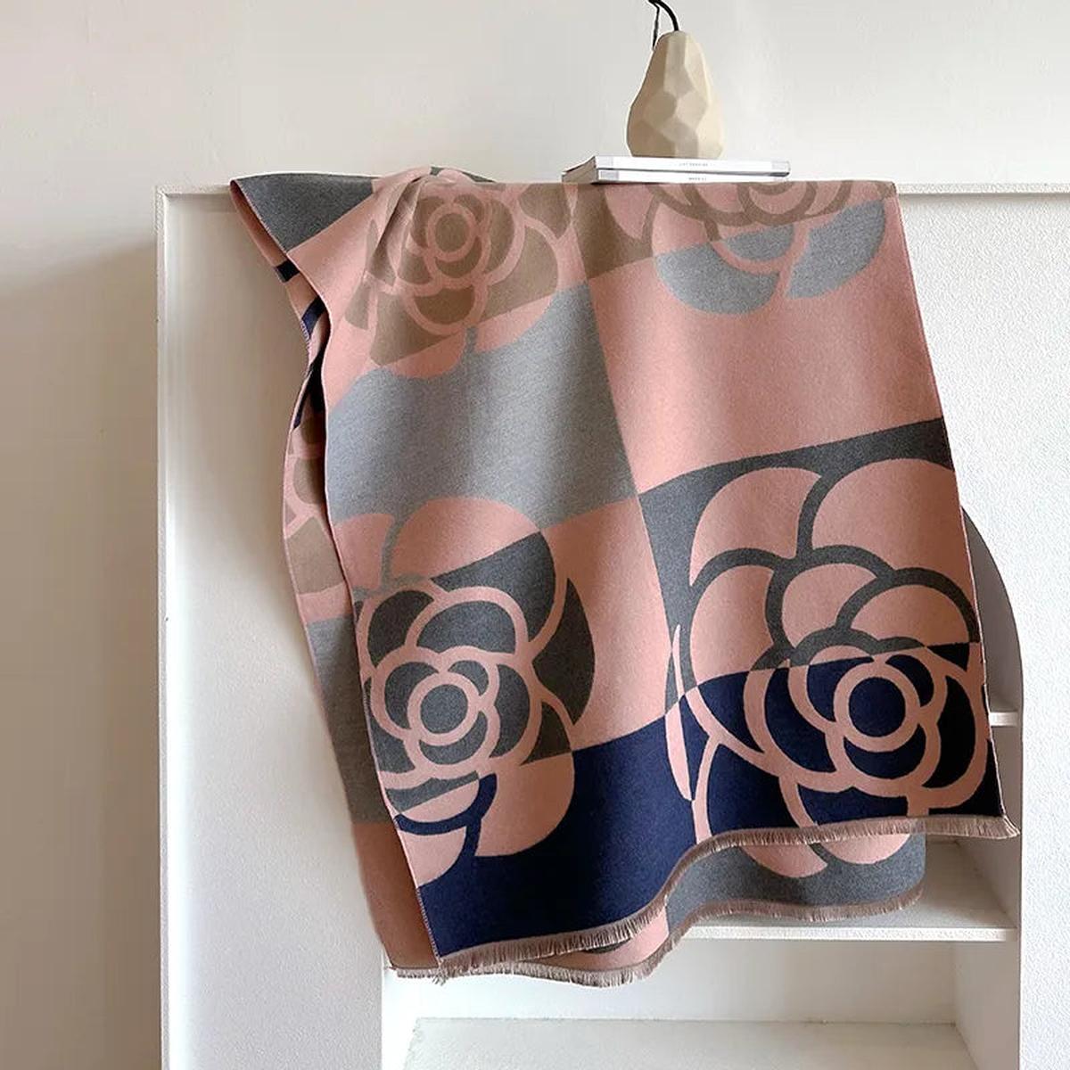 Women’s Elegant Floral Print Warm Reversible Scarf