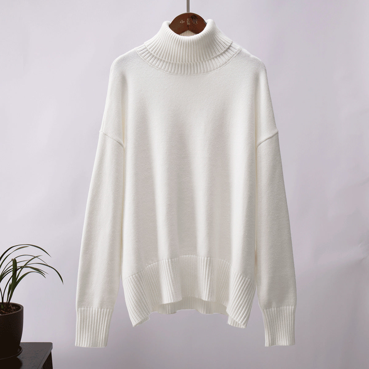 Women’s Relaxed Oversized Roll Neck Knitted Jumper