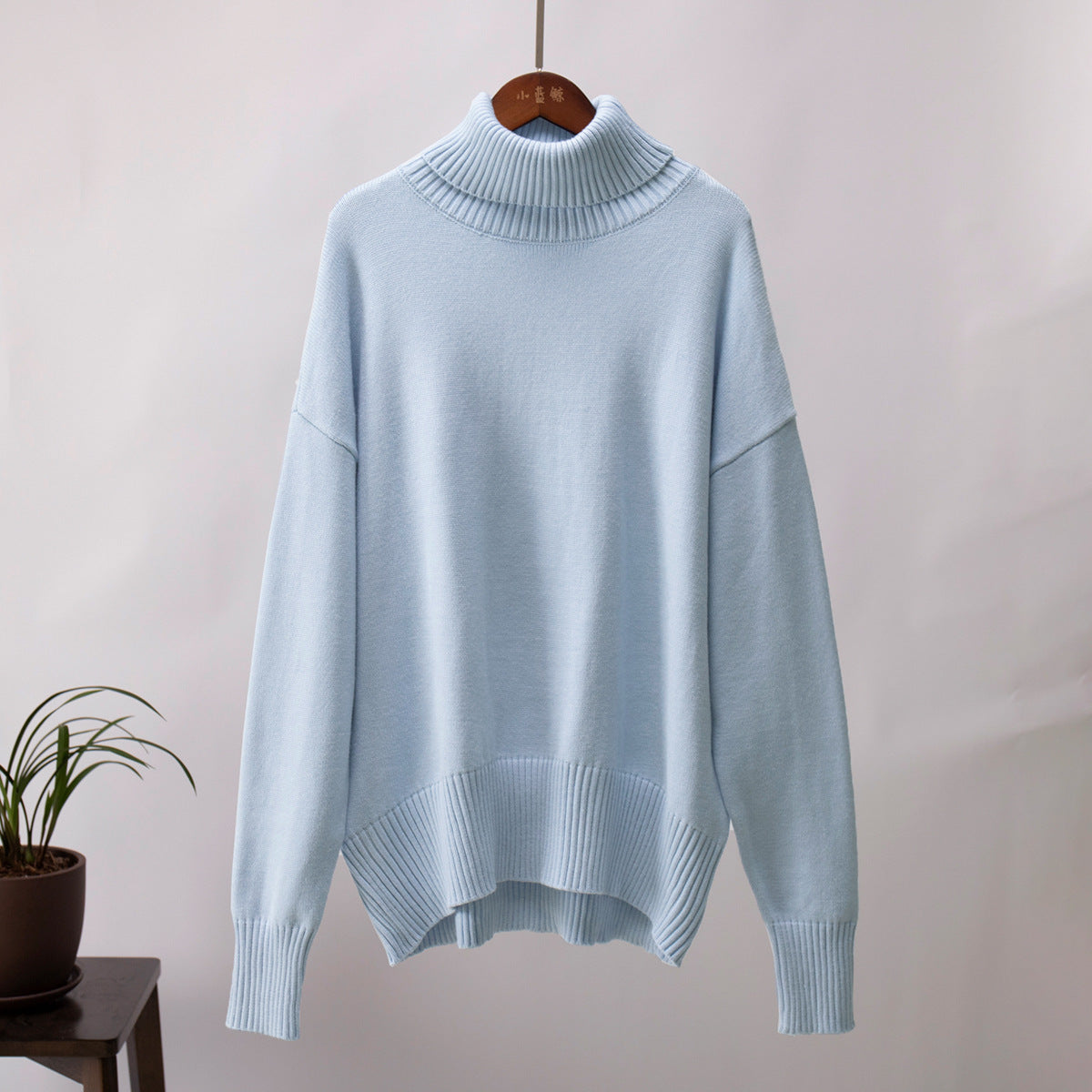 Women’s Relaxed Oversized Roll Neck Knitted Jumper