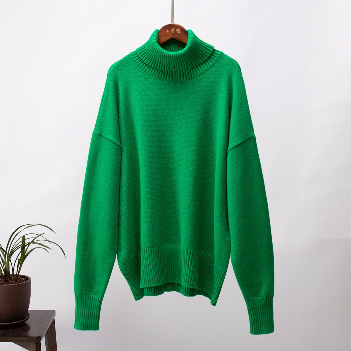 Women’s Relaxed Oversized Roll Neck Knitted Jumper