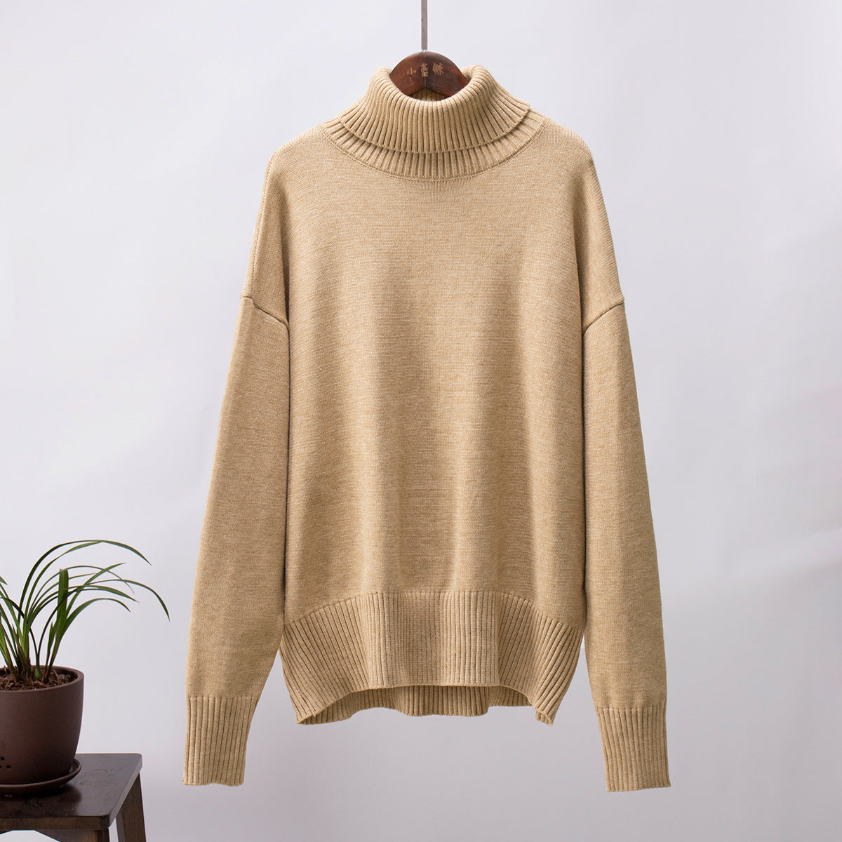 Women’s Relaxed Oversized Roll Neck Knitted Jumper